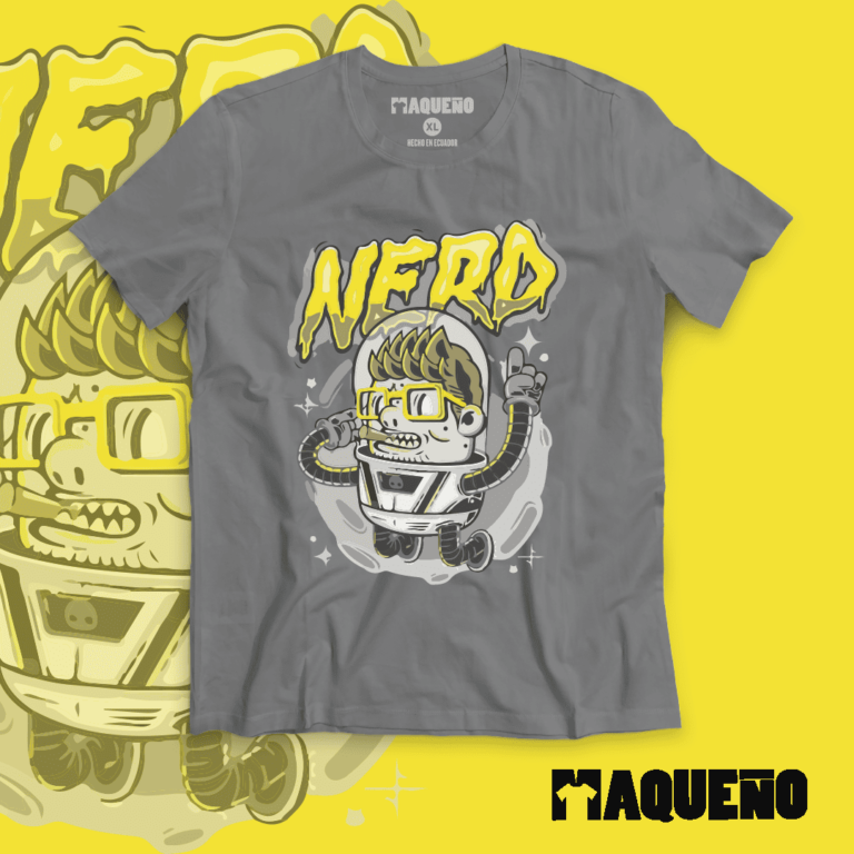 CAMISETA NERD - MAQUEÑO ECUADOR